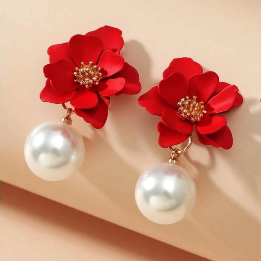 🌟2/$20🌟Faux Pearl Flower Drop Earrings